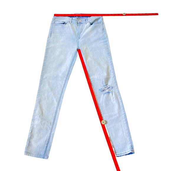 Juicy Couture Women's Distressed Denim Blue Jeans, Size 8 - Effortless Cool - Picture 11 of 15